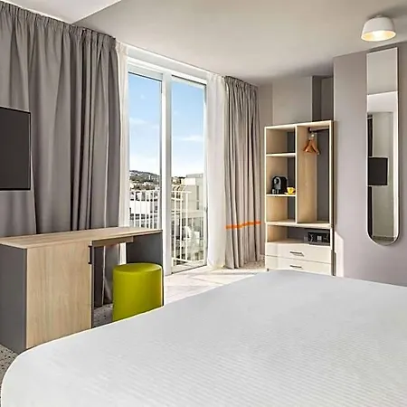 Quadro Hotel, Trademark Collection By Wyndham 3*