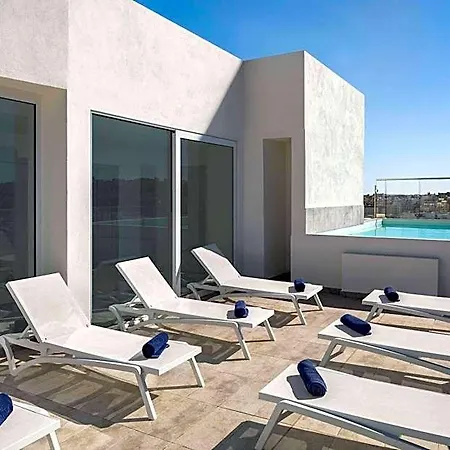 Quadro Hotel, Trademark Collection By Wyndham 3*