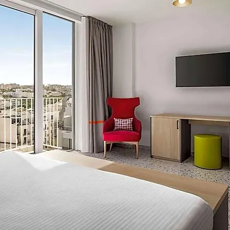 Quadro Hotel, Trademark Collection By Wyndham San Ġiljan